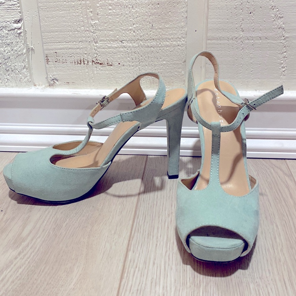 Brand: Metaphor Size: 7 1/2